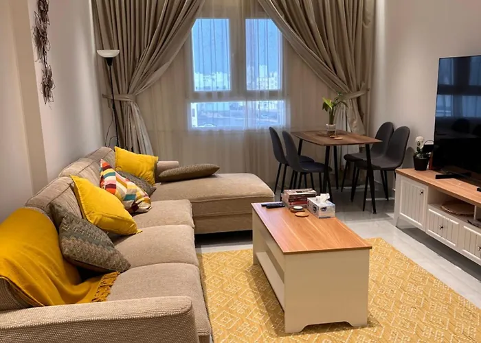 Luxury Flat Near Muscat Mall