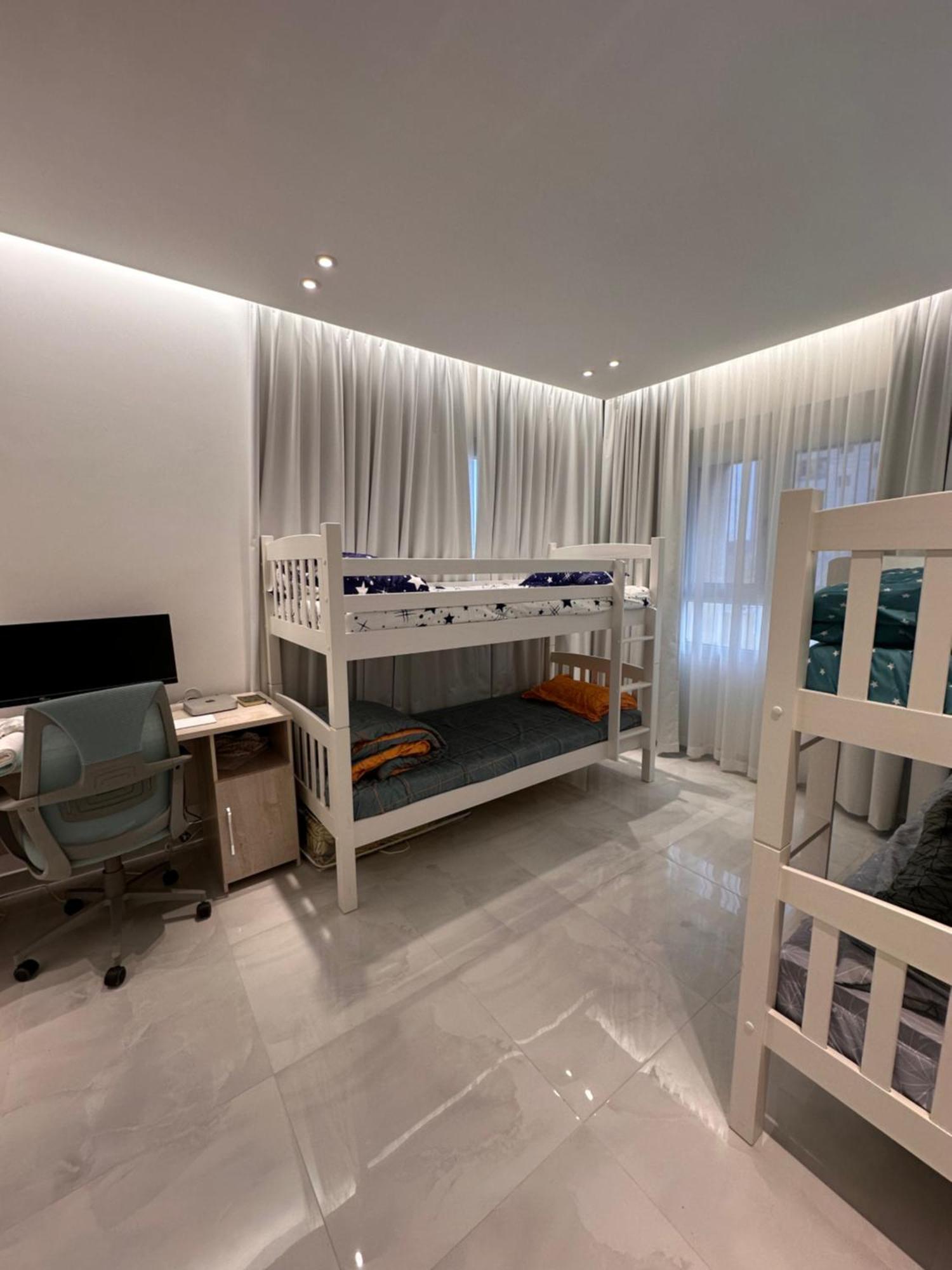 Luxury Flat Near Muscat Mall Apartment Ma'abilah